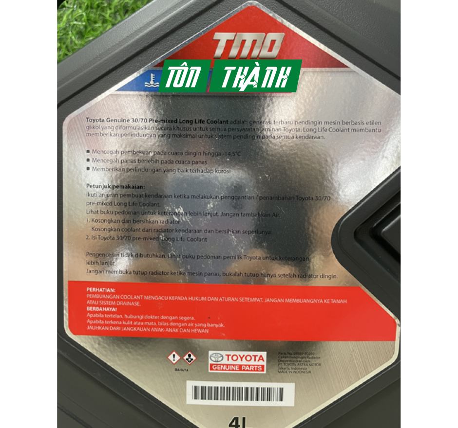 NƯỚC LÀM MÁT ĐỘNG CƠ MÀU HỒNG TOYOTA (4 LÍT)